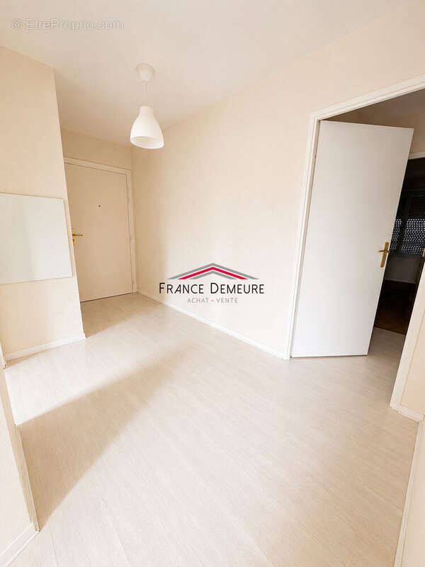 Appartement 65 m² à Montmagny  - photo 8