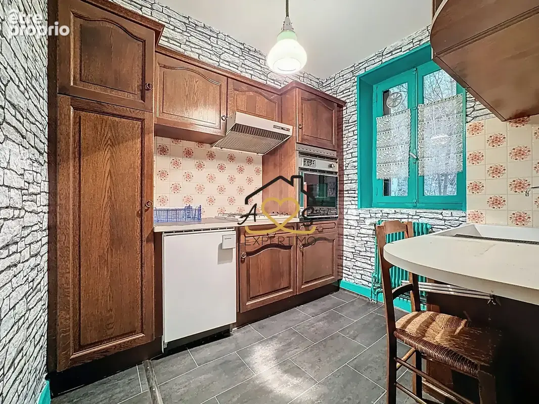 Petite maison avec dépendances - parcelles boisées et pré - st dier d'auvergne 63520 - photo 5
