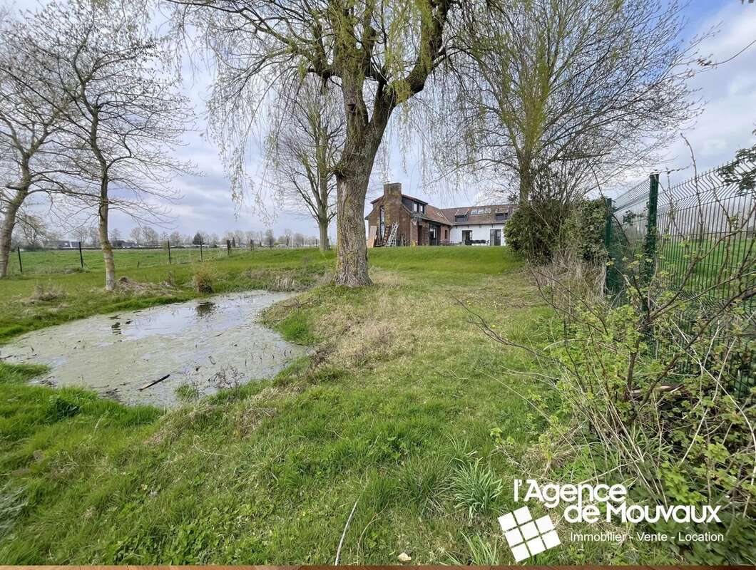 Maison à PERONNE-EN-MELANTOIS