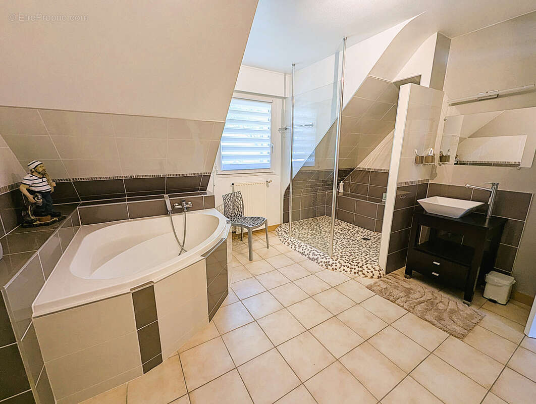 Maison à PONTCHATEAU