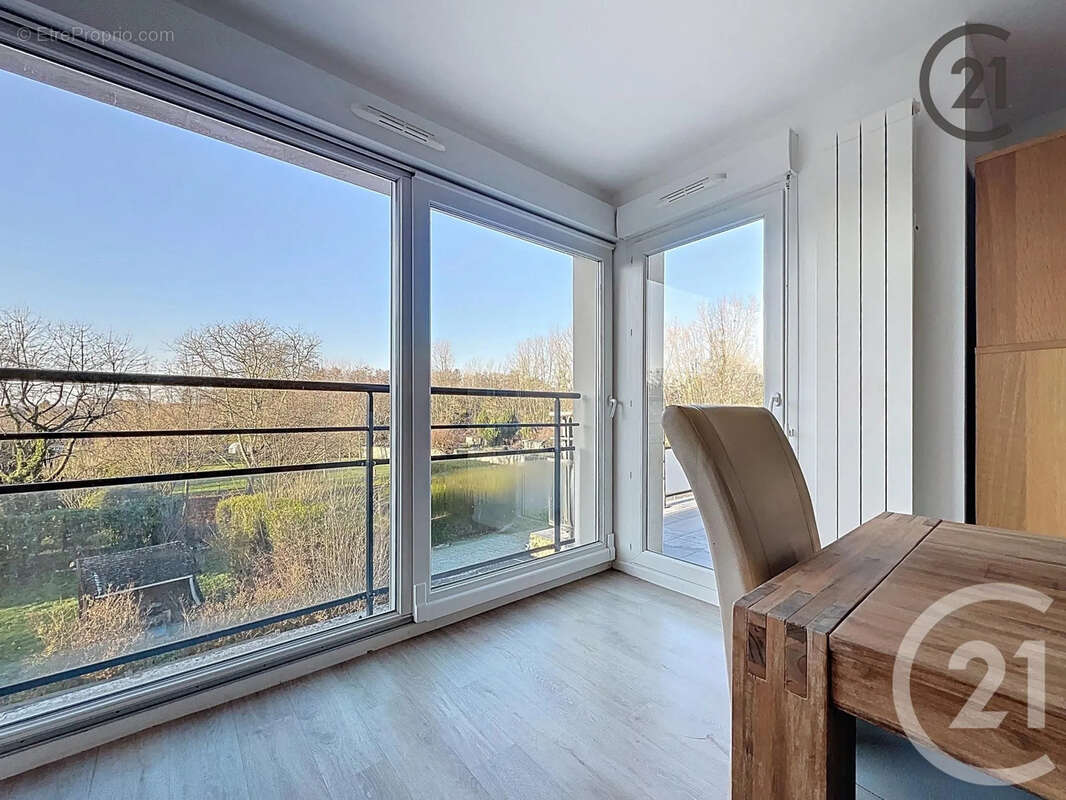 Appartement à TINQUEUX