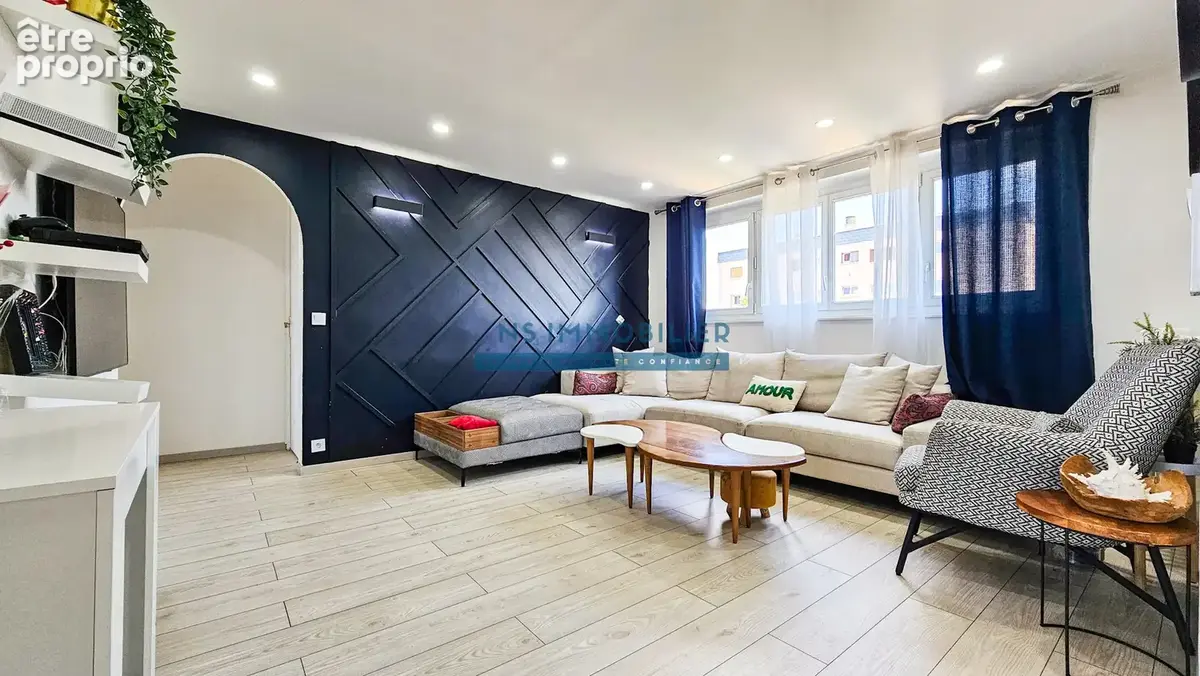 Appartement F4 70 m2 + Cave + Garage - photo 3
