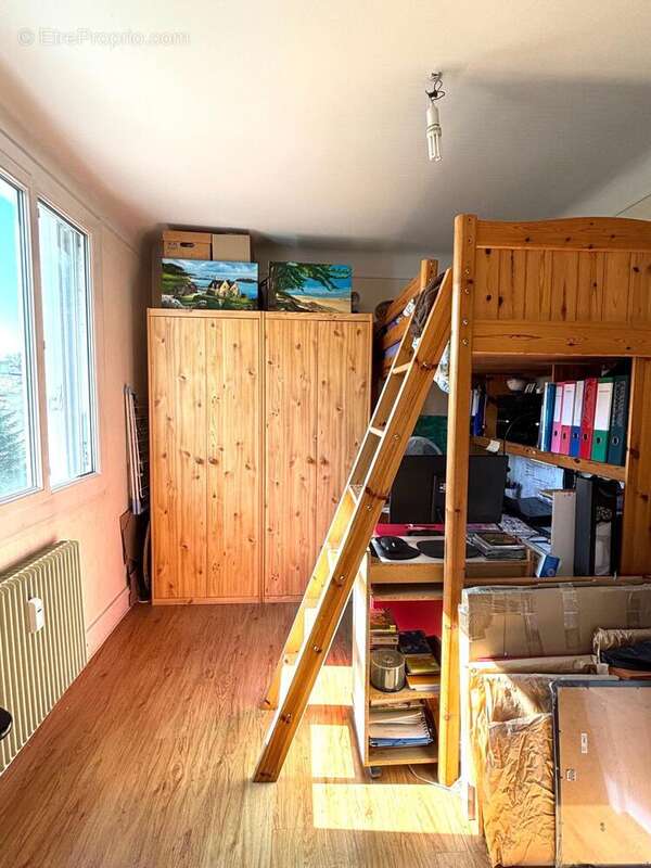 Photo 8 - Appartement à LA CELLE-SAINT-CLOUD