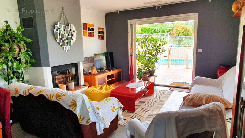 À vendre : Maison contemporaine P8 près d'Auch (Gers - 32) - photo 6