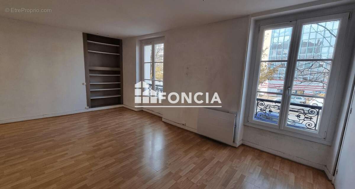 Appartement à BOURG-LA-REINE