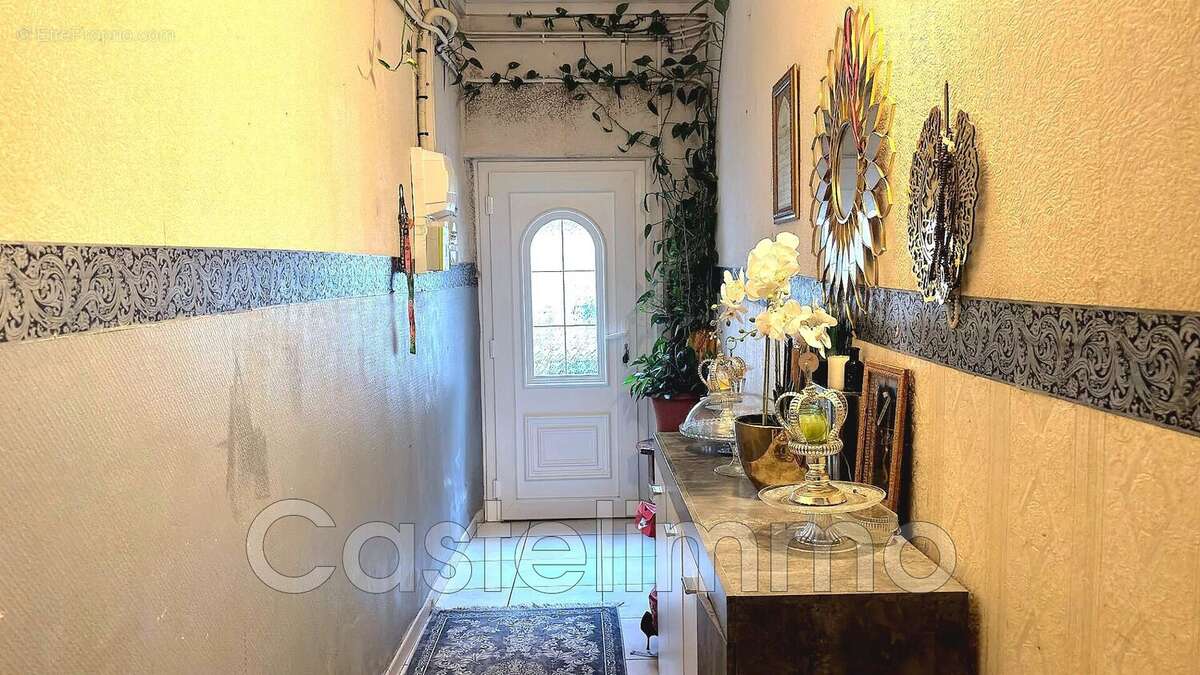 Maison à CASTELSARRASIN