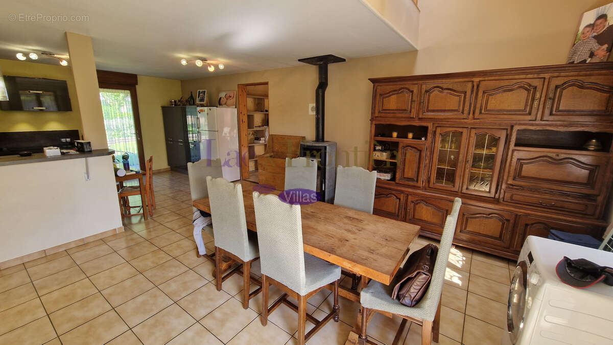 Maison à DOUVAINE