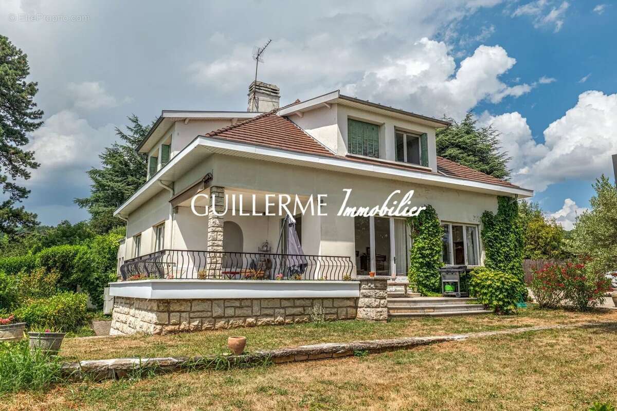 Maison à SAINT-DIDIER-AU-MONT-D'OR