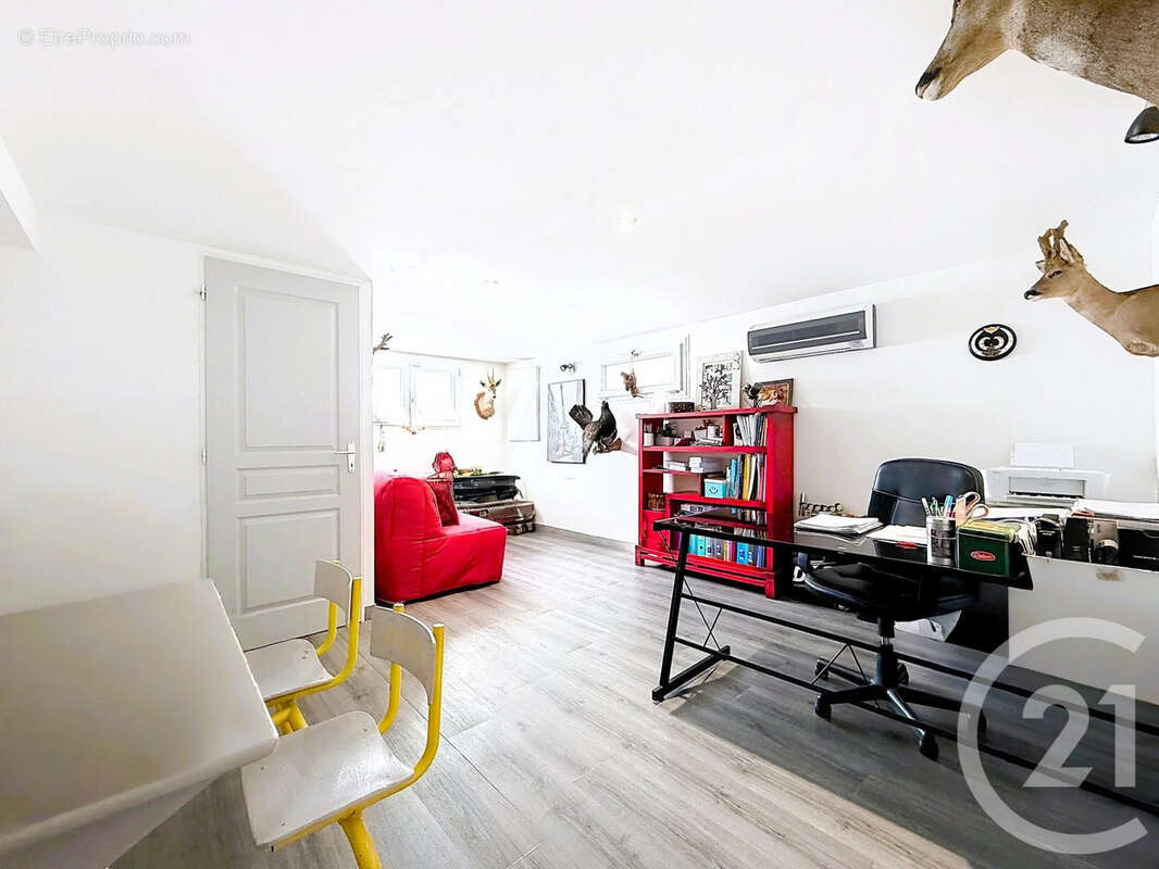 Maison à SAINT-PARRES-AUX-TERTRES