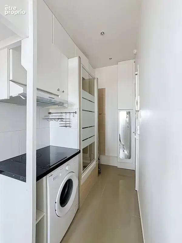 Studette de charme entièrement rénovée avec ascenceur - photo 2