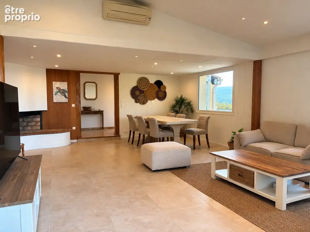 Maison 165 m2   4/5 chambres   Terrain 3 550 m2   Piscine   Vue panoramique - photo 4