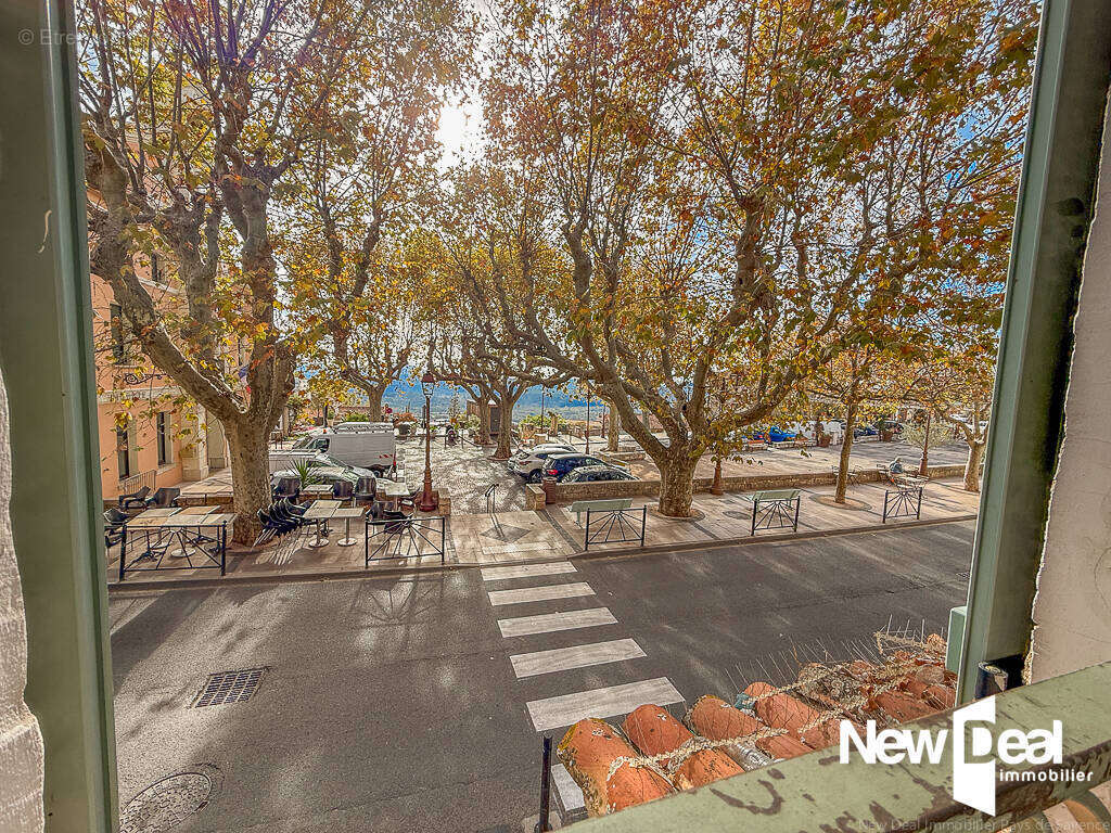 Appartement à MONTAUROUX