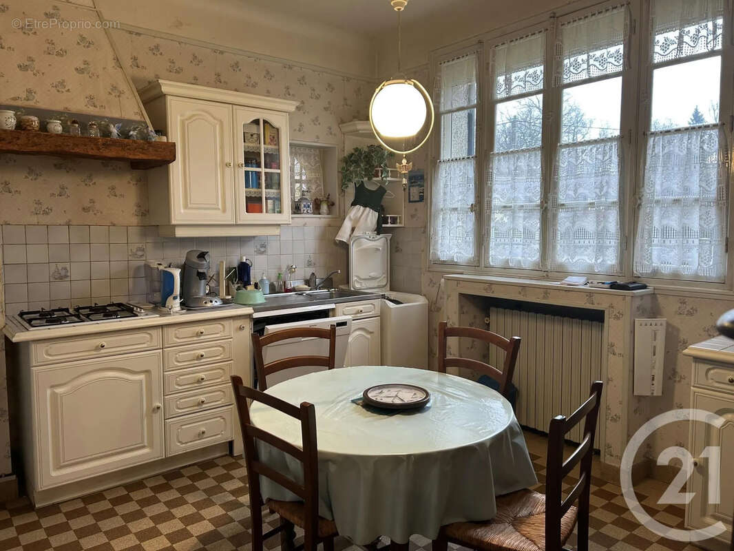 Maison à SAMOIS-SUR-SEINE