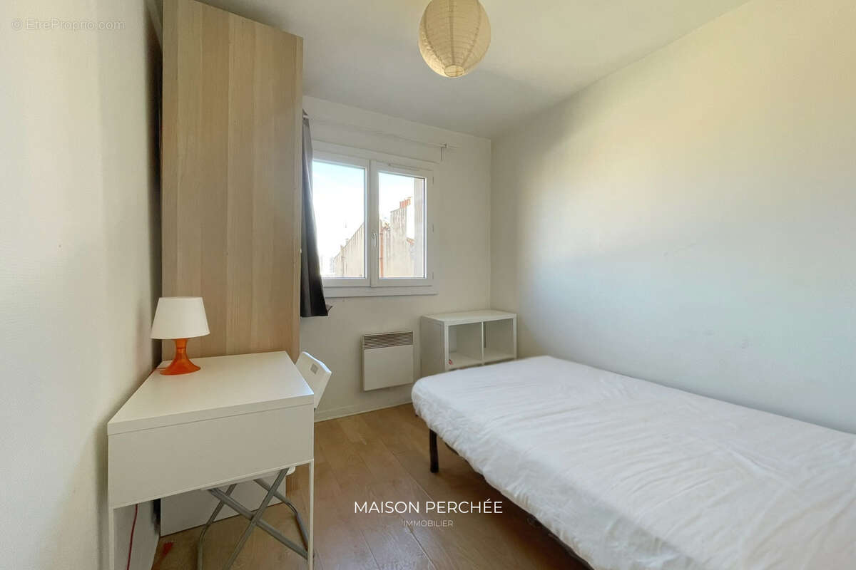 Appartement à MARSEILLE-1E