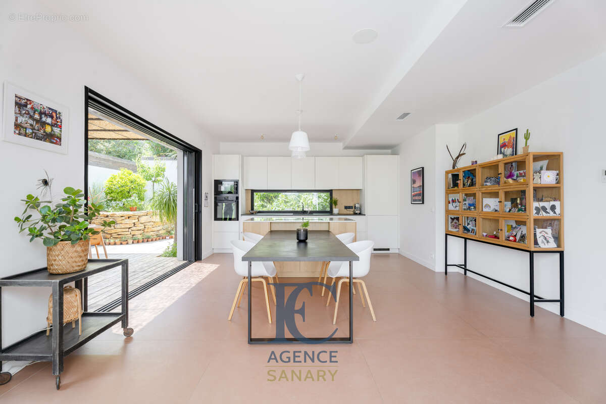 Maison à SANARY-SUR-MER