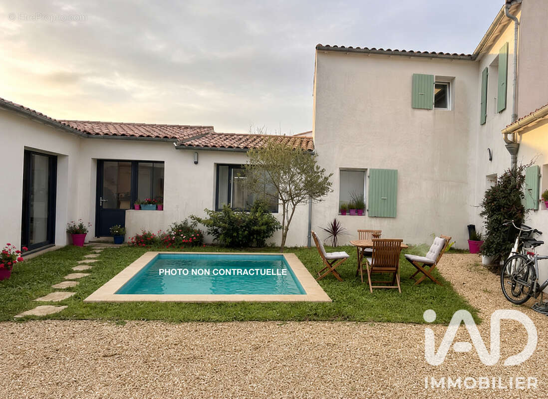 Photo 2 - Maison à LA FLOTTE