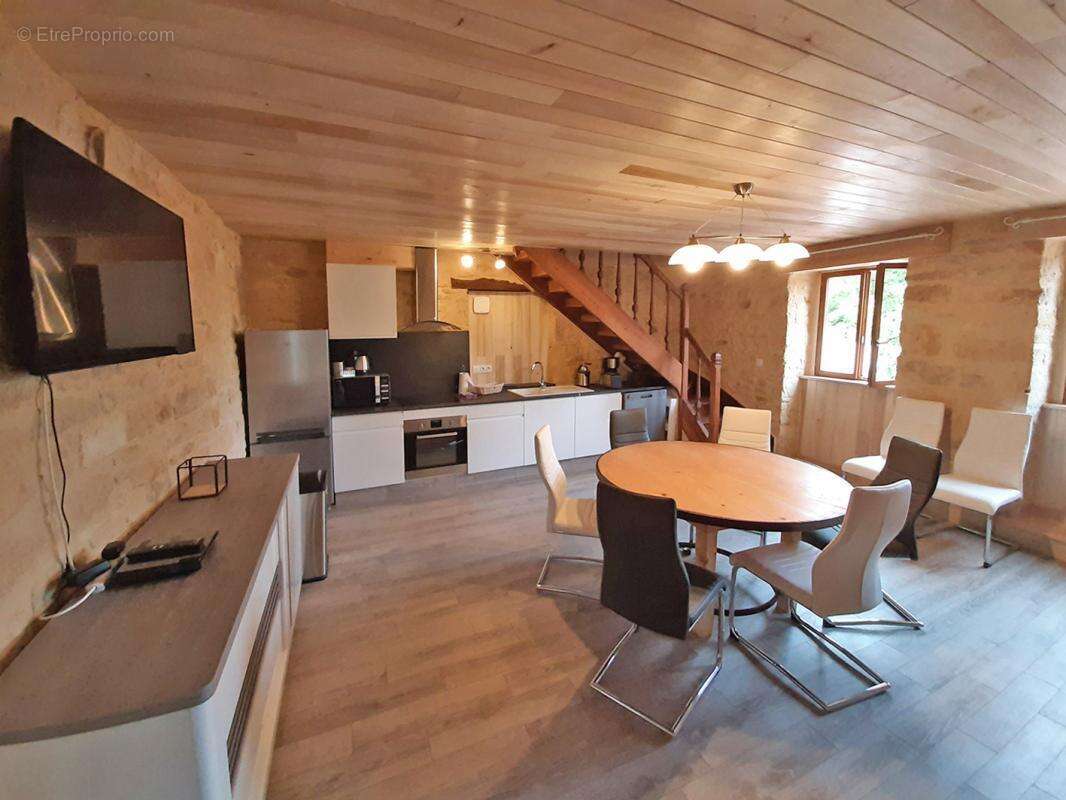 Maison Salignac Eyvignes 7 pièce(s) 121 m2 - photo 14