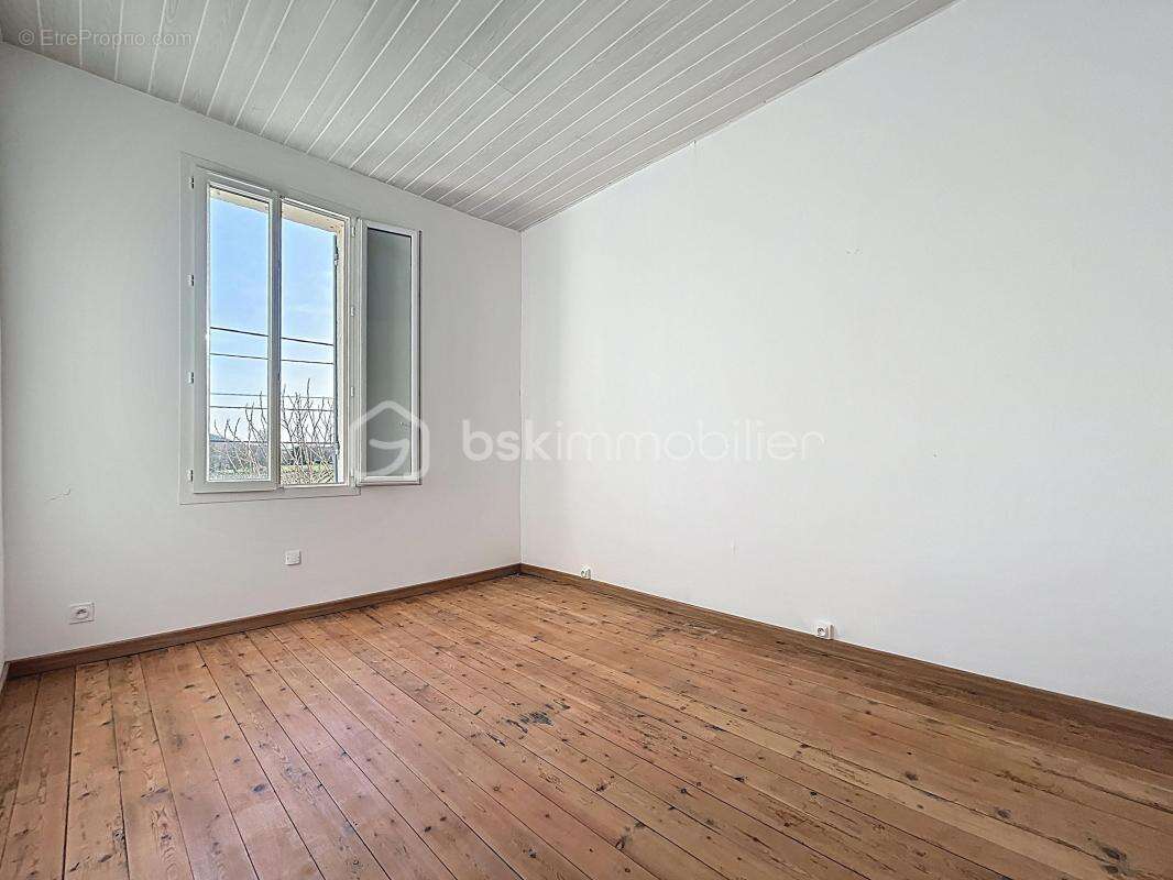 Authentique maison en pierre aux multiples possibilités - photo 16