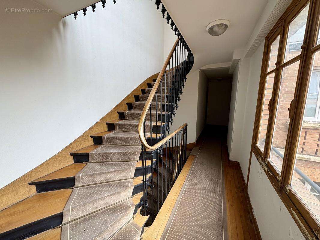 Appartement à PARIS-7E