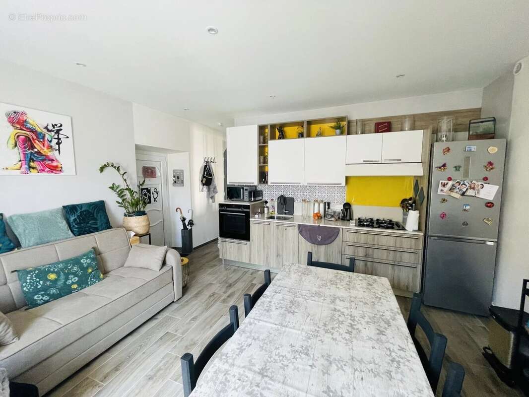 Appartement à L&#039;ESCARENE