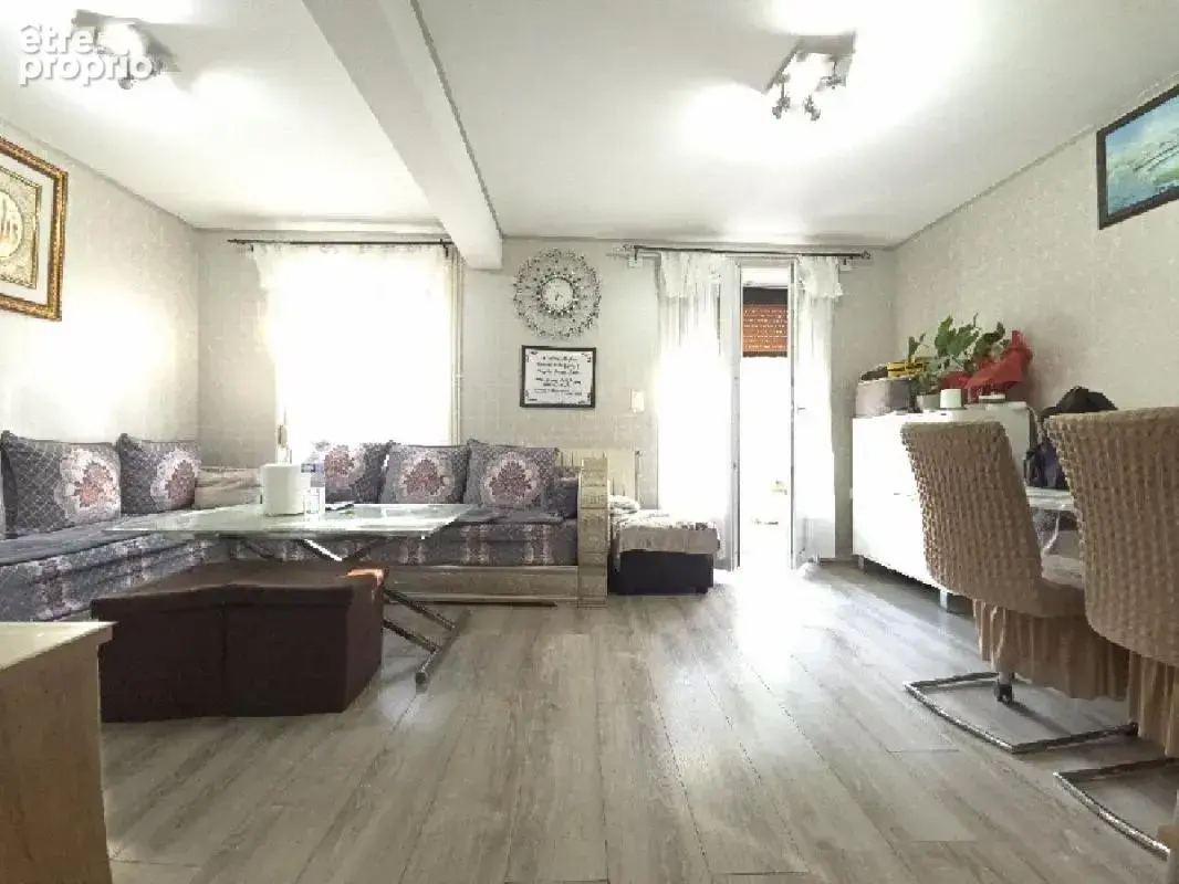 Maison 4 pièces 72 m² à vendre à Nogent-Sur-Oise (60180) - photo 2