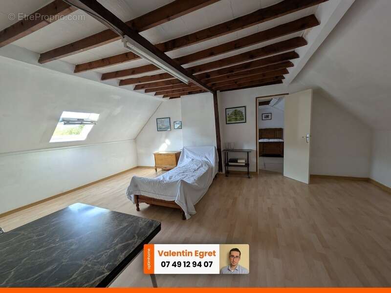 Maison à SAINT-GILLES-DE-LA-NEUVILLE