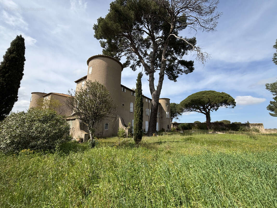 Maison à LEZIGNAN-LA-CEBE