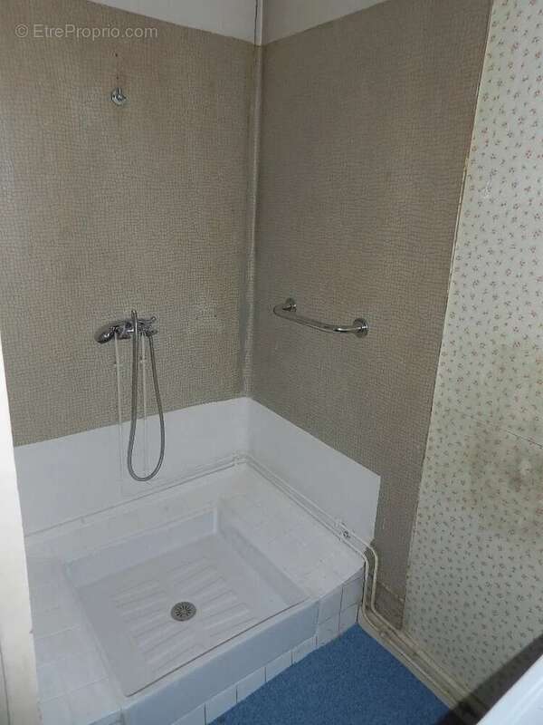 Maison à SAINT-PIERRE-SUR-DIVES