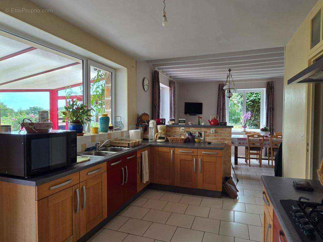 Maison à TEURTHEVILLE-BOCAGE