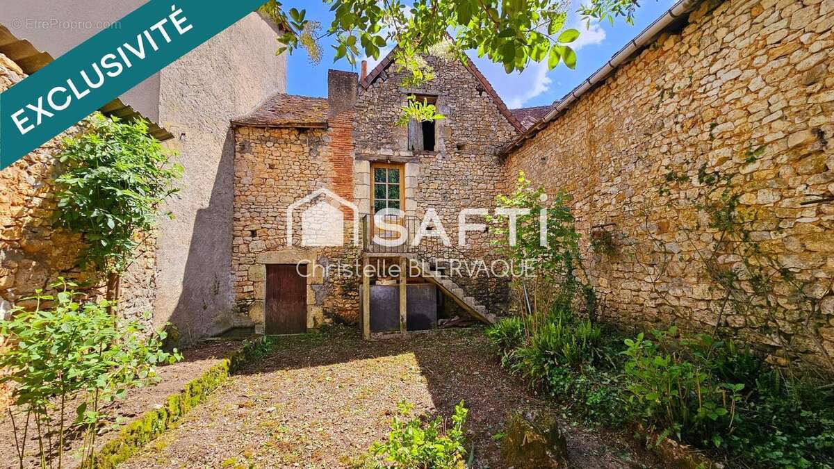 Maison 150 m² à Angles-Sur-L'anglin  - photo 7
