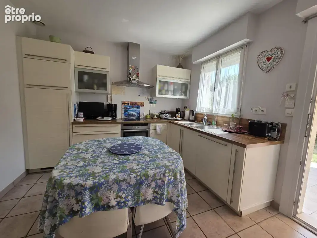 Pavillon individuel plain pied sur sous sol 90m² hab sur 820m² - photo 4