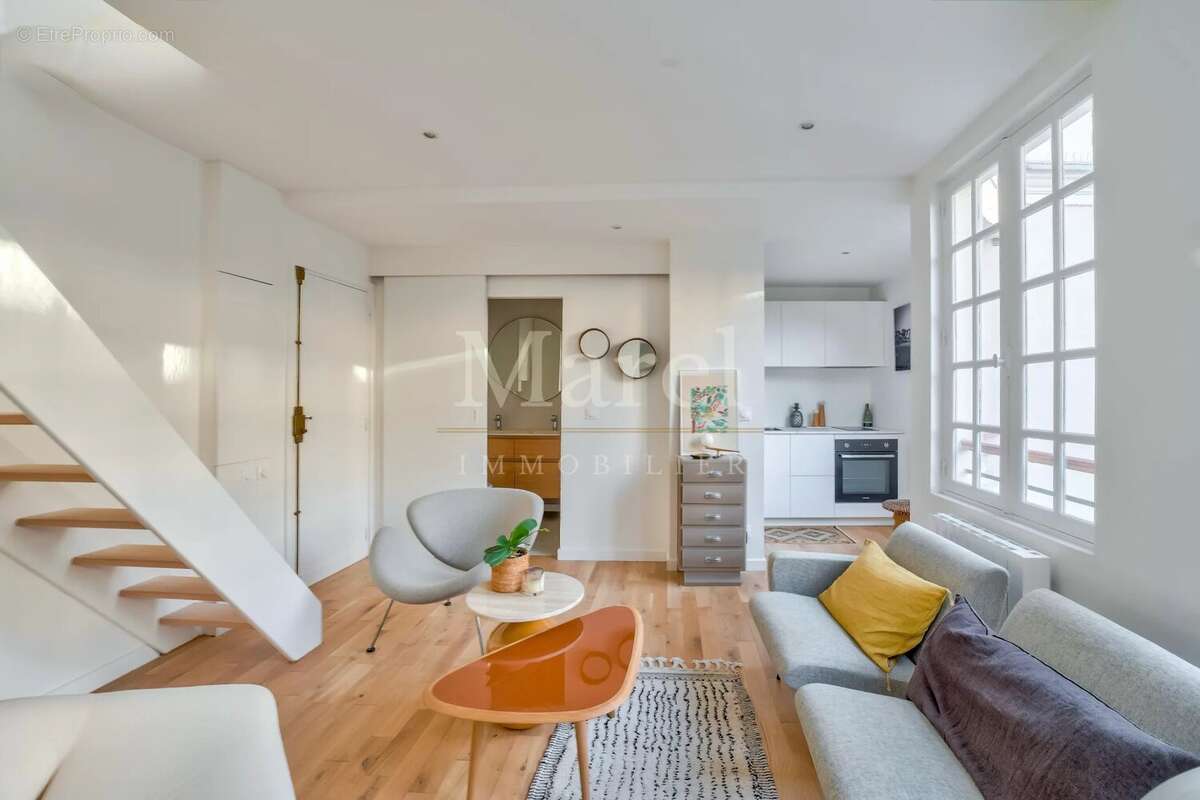 Appartement à PARIS-4E