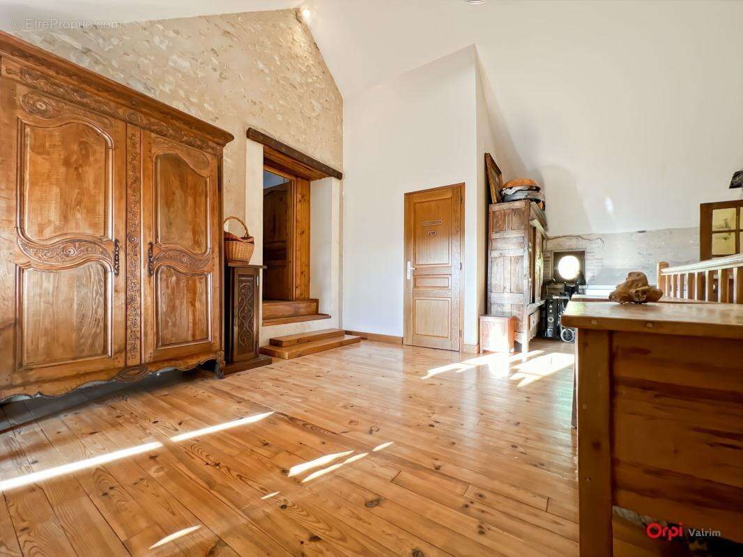 Maison à JOSNES