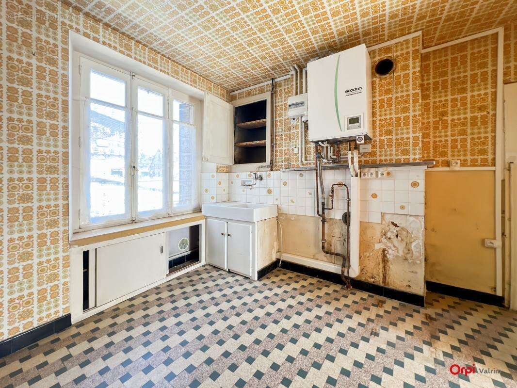Maison à BINAS