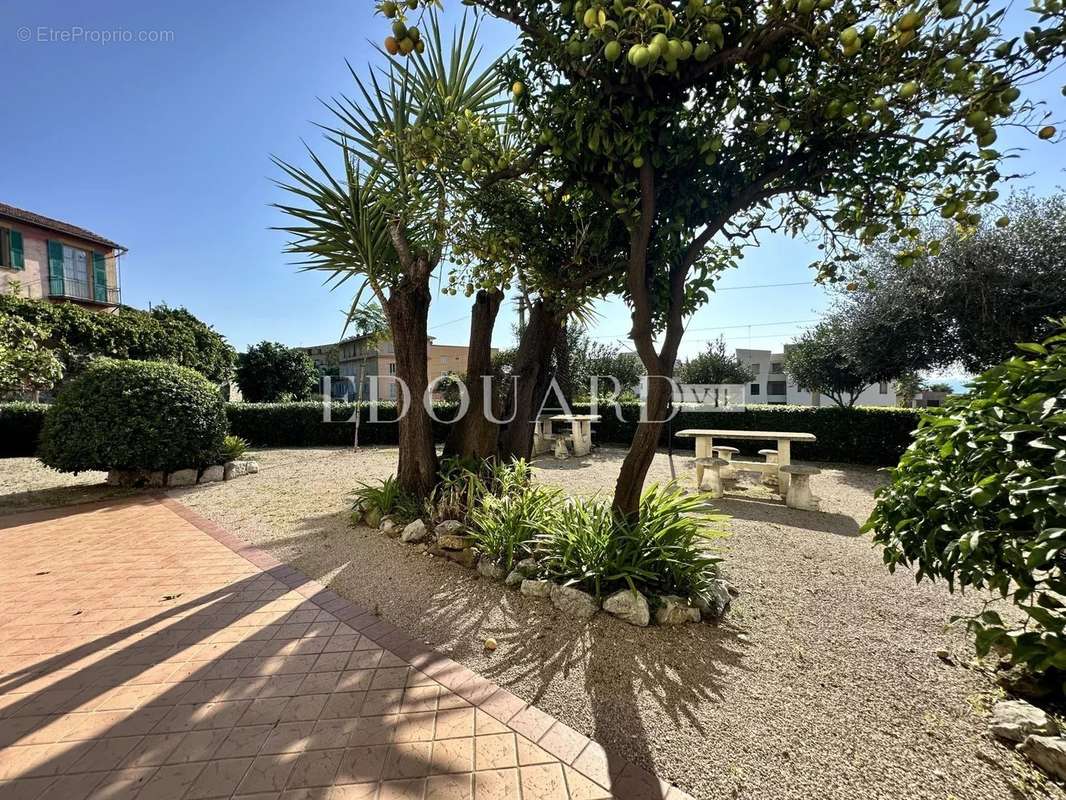 Appartement à MENTON