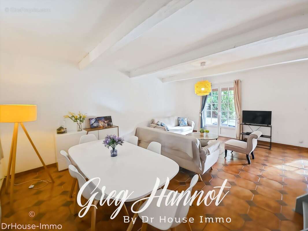 Maison à MAZAUGUES