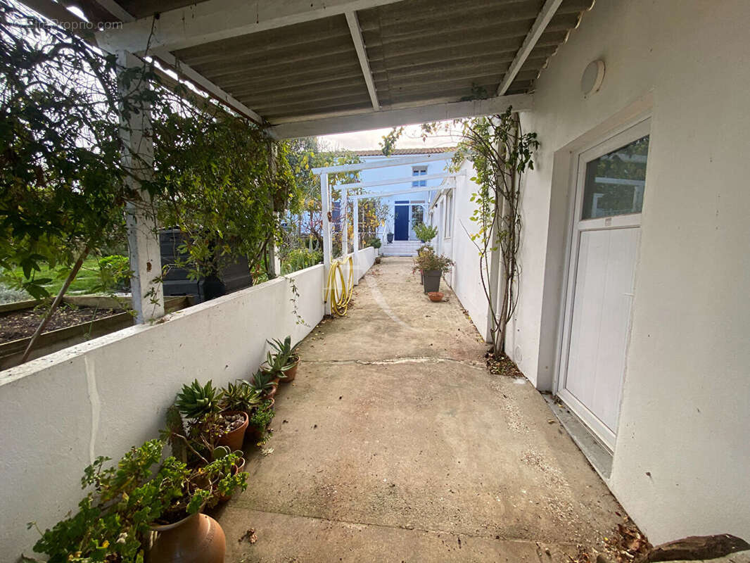 Maison à SAINT-NAZAIRE-SUR-CHARENTE
