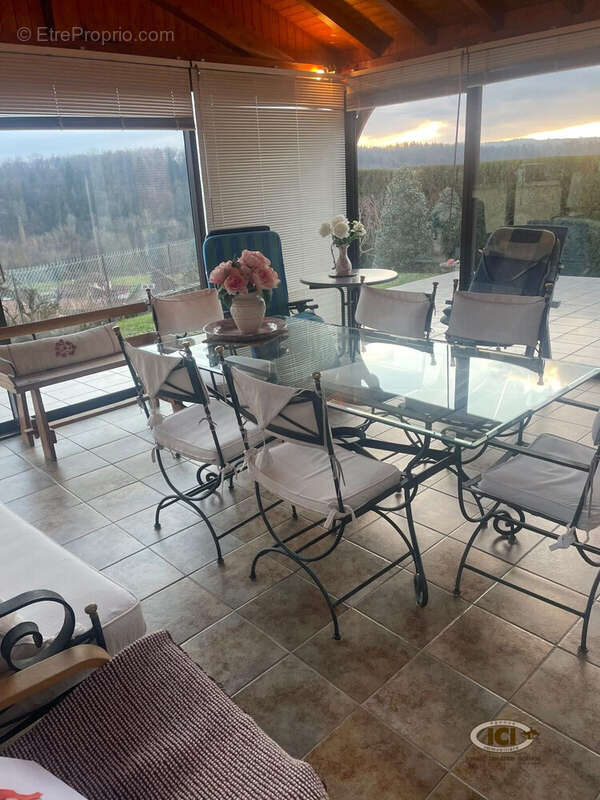 Maison à CRANVES-SALES