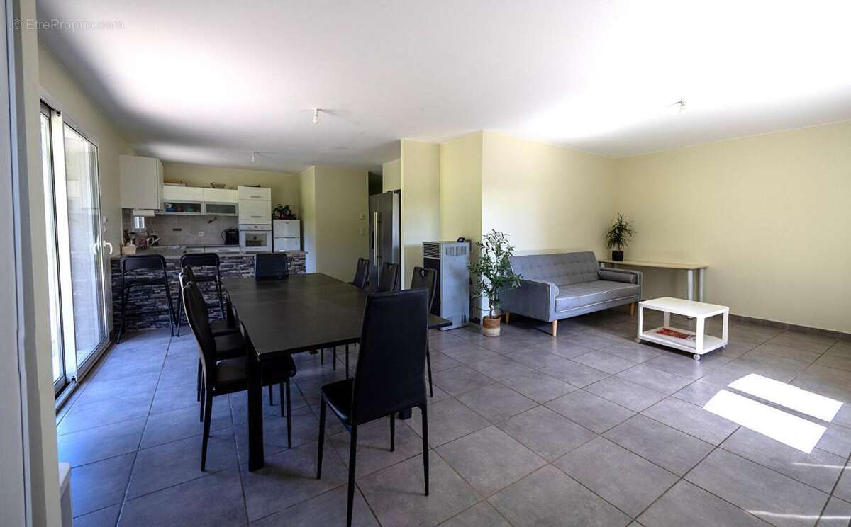 Maison à VIOLAY