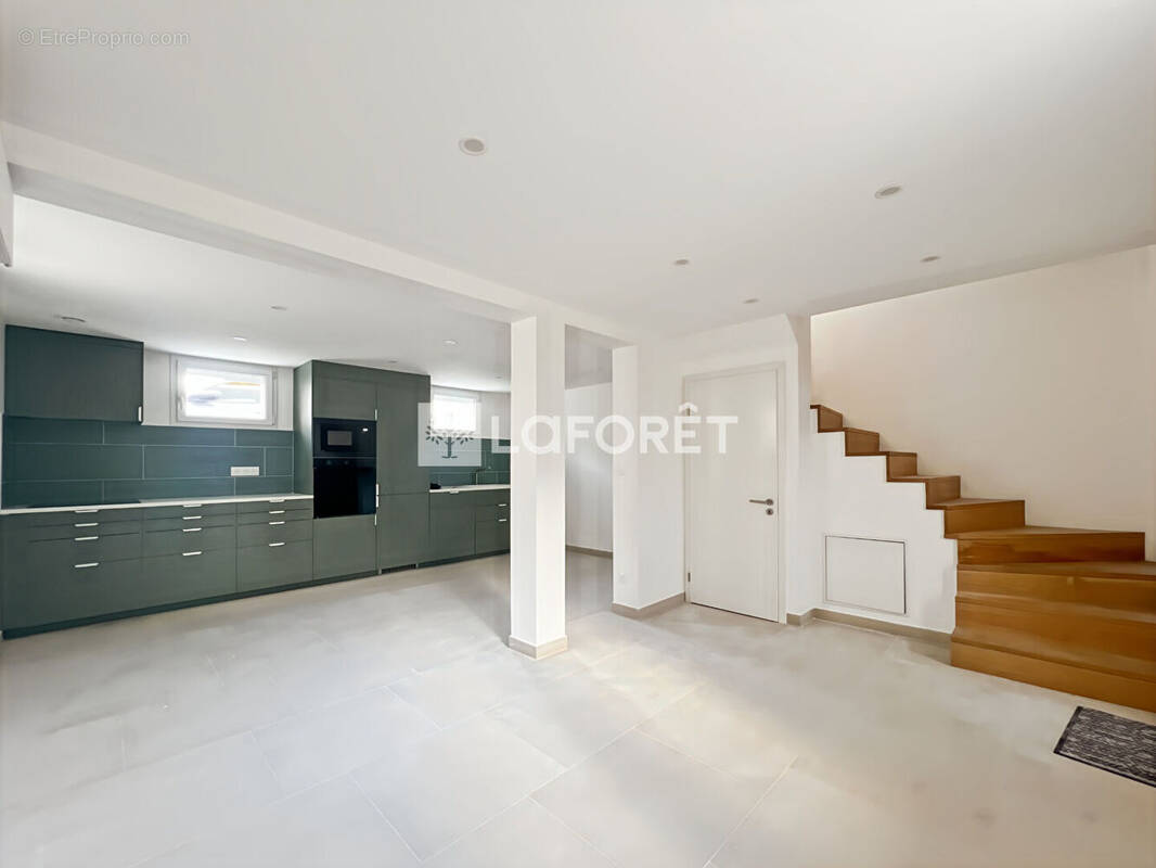 Maison à MAISONS-ALFORT