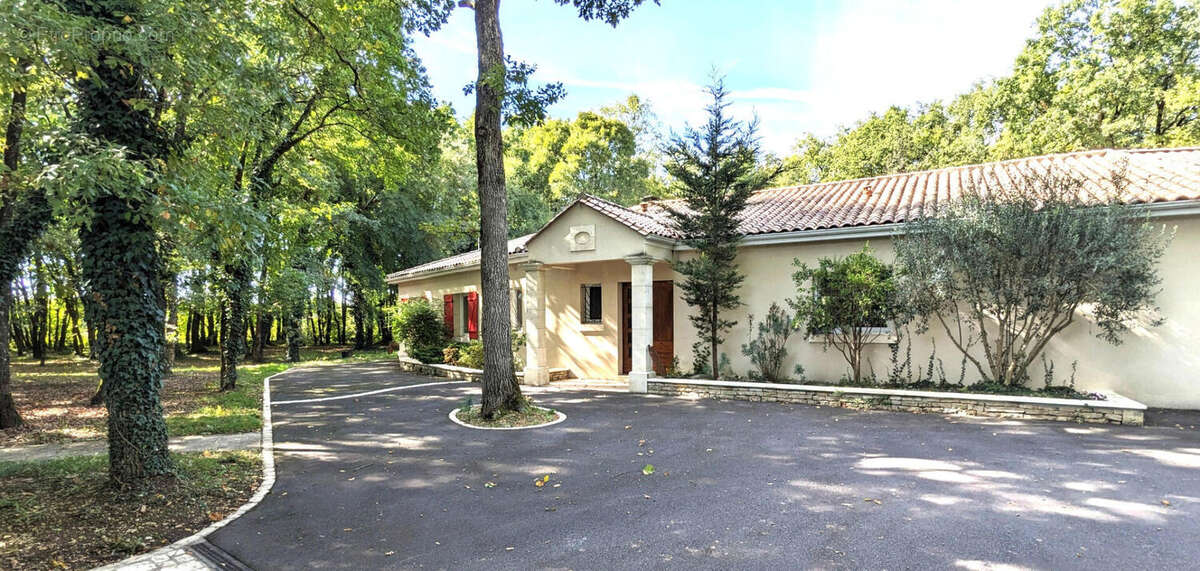overview - Maison à MAINE-DE-BOIXE