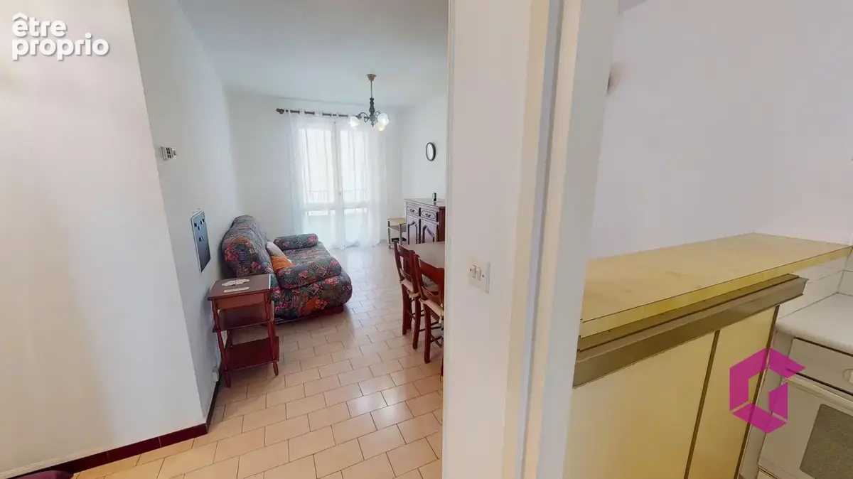 EXCLUSIVITÉ   PLEIN CENTRE, PLACE MICHELET, T2 au 2ème étage avec ascenseur, balcon, garage, et cave - photo 9