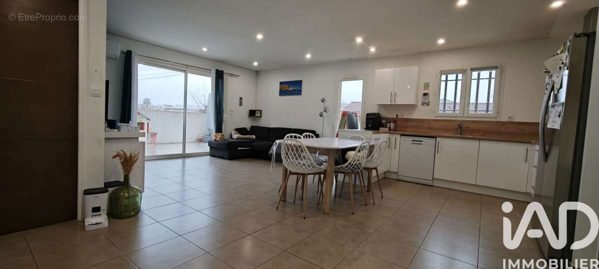 Photo 3 - Maison à PIA