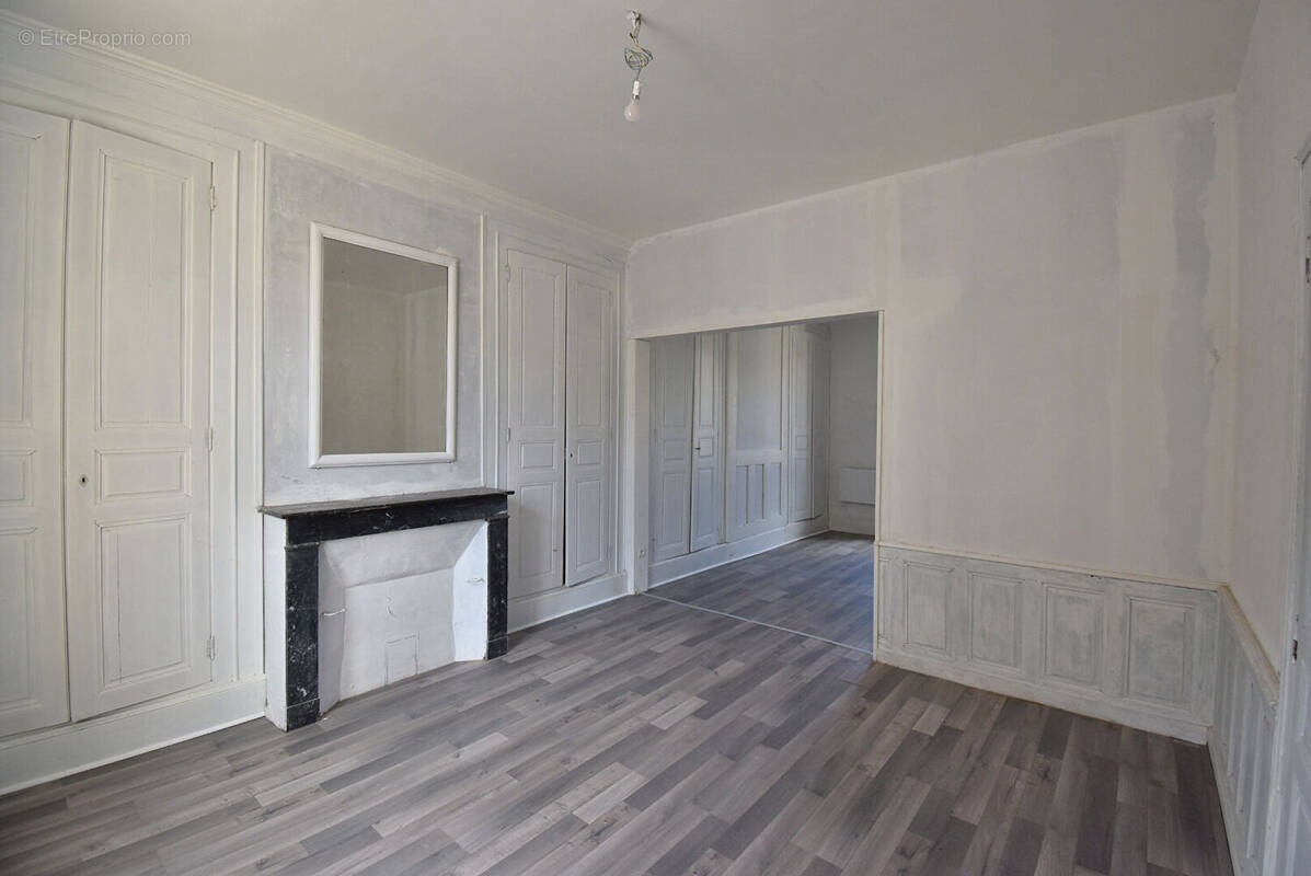 Maison à BRIENNE-LE-CHATEAU