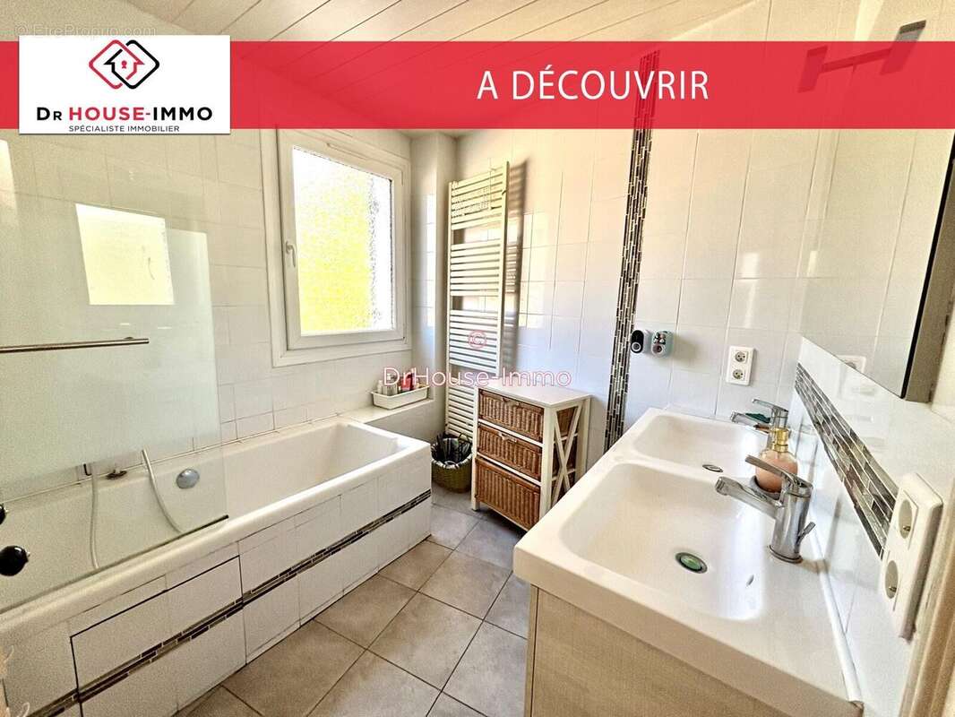 Maison 115 m² à Saint-Laurent-Sur-Manoire  - photo 17