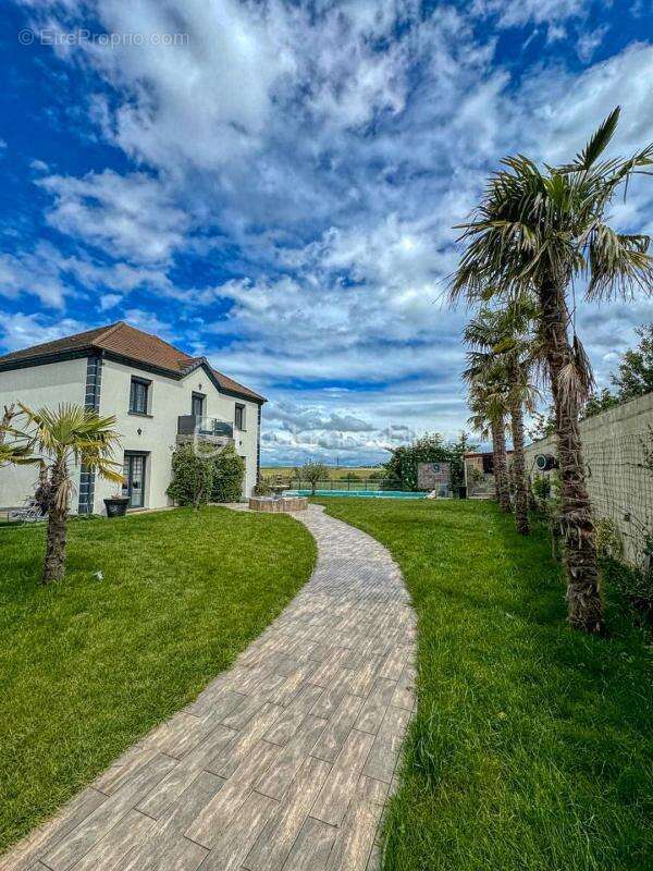 Maison à FONTENAY-EN-PARISIS