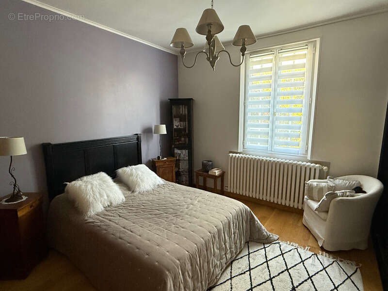 Maison à MERU