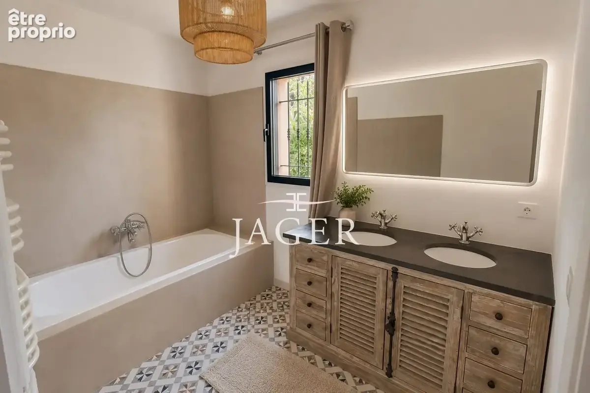Maison 5 pièces 177 m² à vendre à Sainte-Maxime (83120) - photo 7