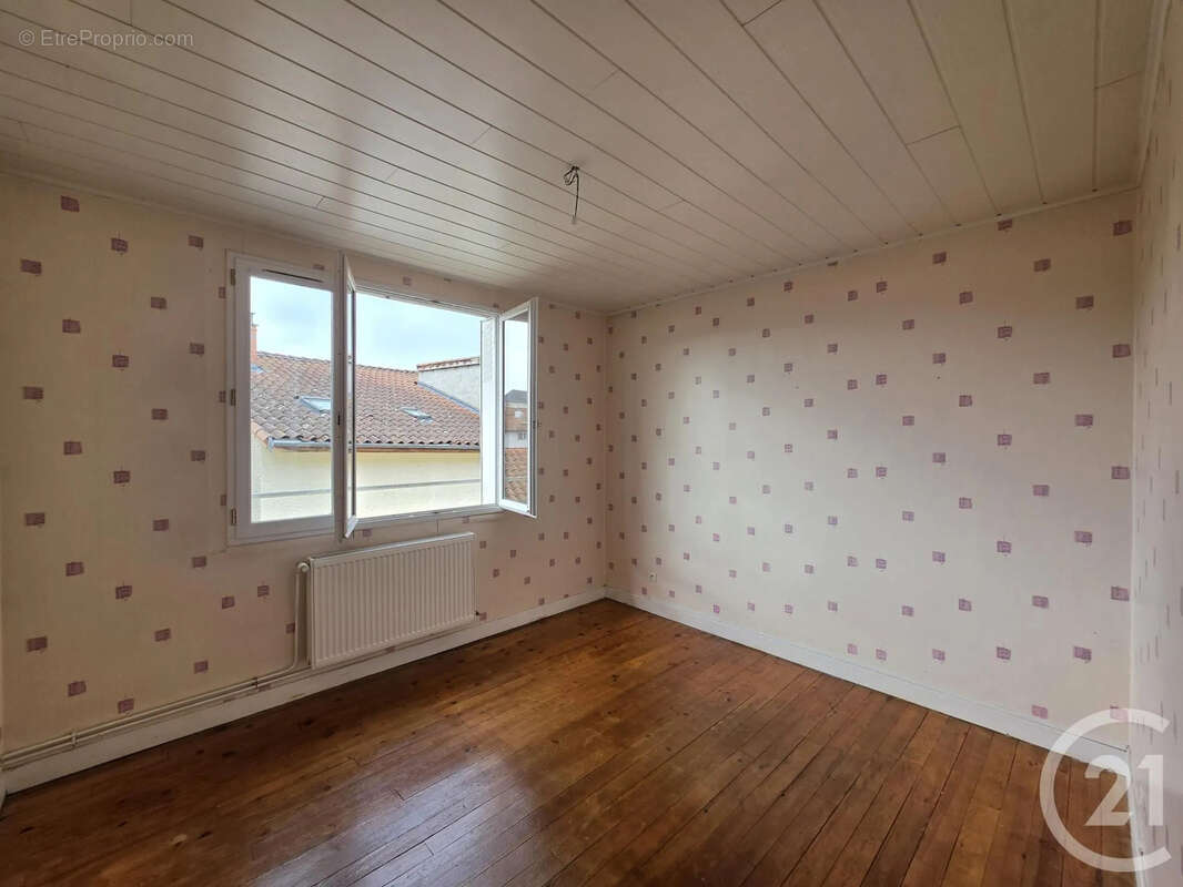 Maison 69 m² à Brioude  - photo 6
