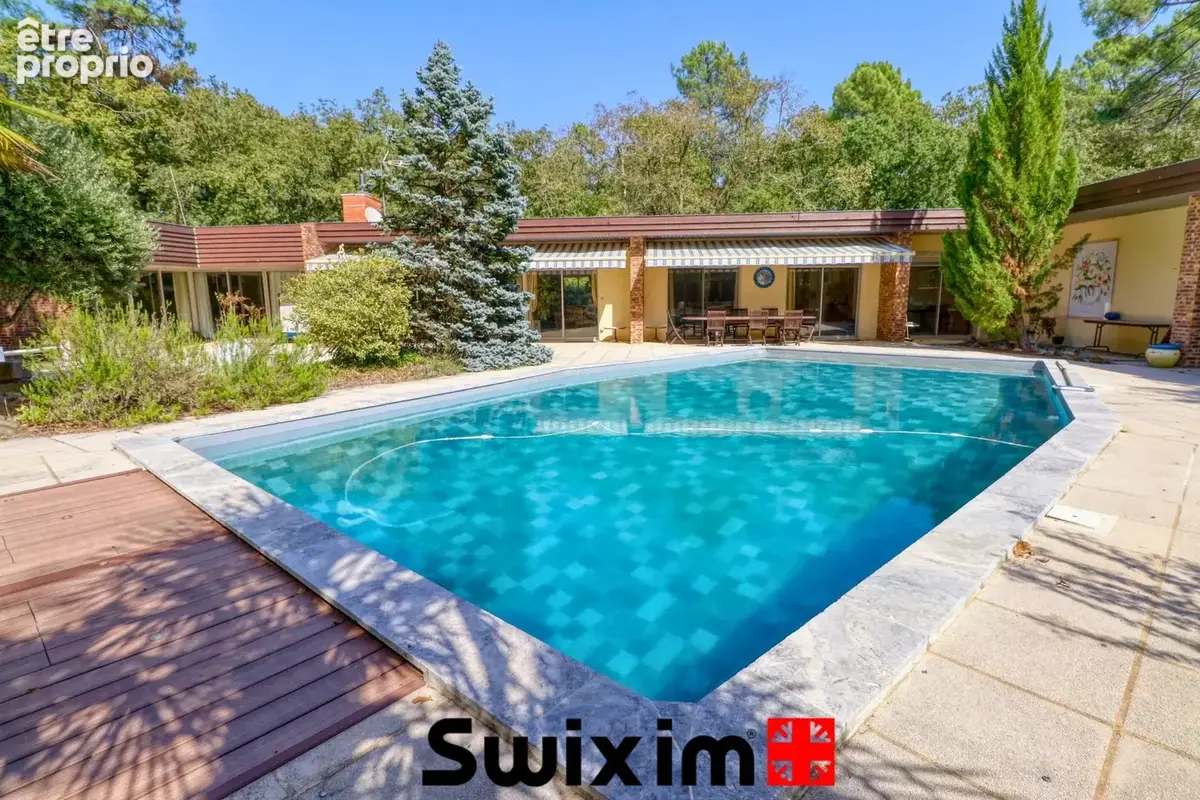 Propriété d'inspiration californienne – 325 m² habitables – Parc de 9 000 m² - photo 1
